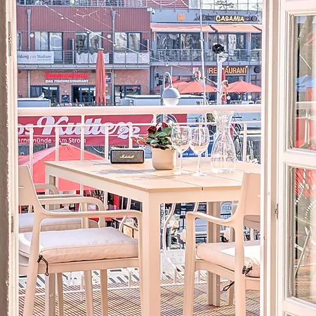 Fynbos Am Alten Strom, Strandnah & Dachterrasse روستوك